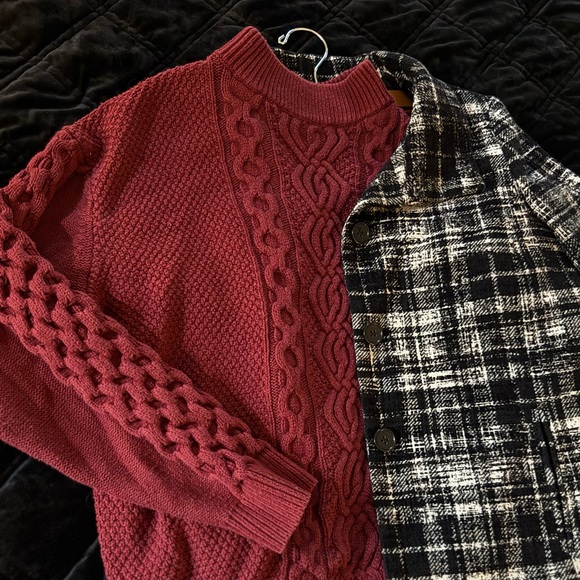 URBAN OUTFITTERS Maroon Cable Knit Turtleneck Sweater - Picture 12 of 13